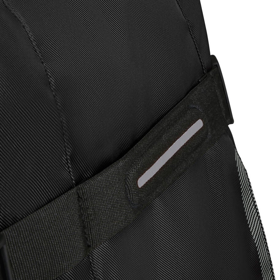 American Tourister Urban Track Wheeled Duffle (31" ) in the color Asphalt Black. image number 5